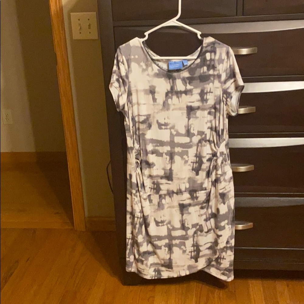Simply Vera Dress